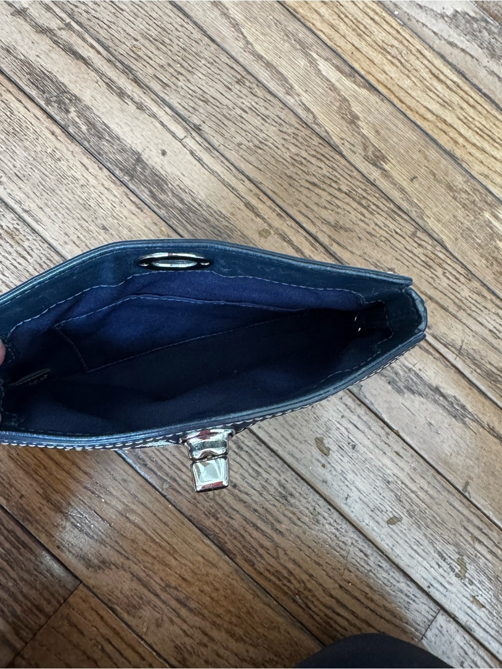 Coach Navy and Cream Signature Canvas Wristlet Y2K - Picture 3 of 3